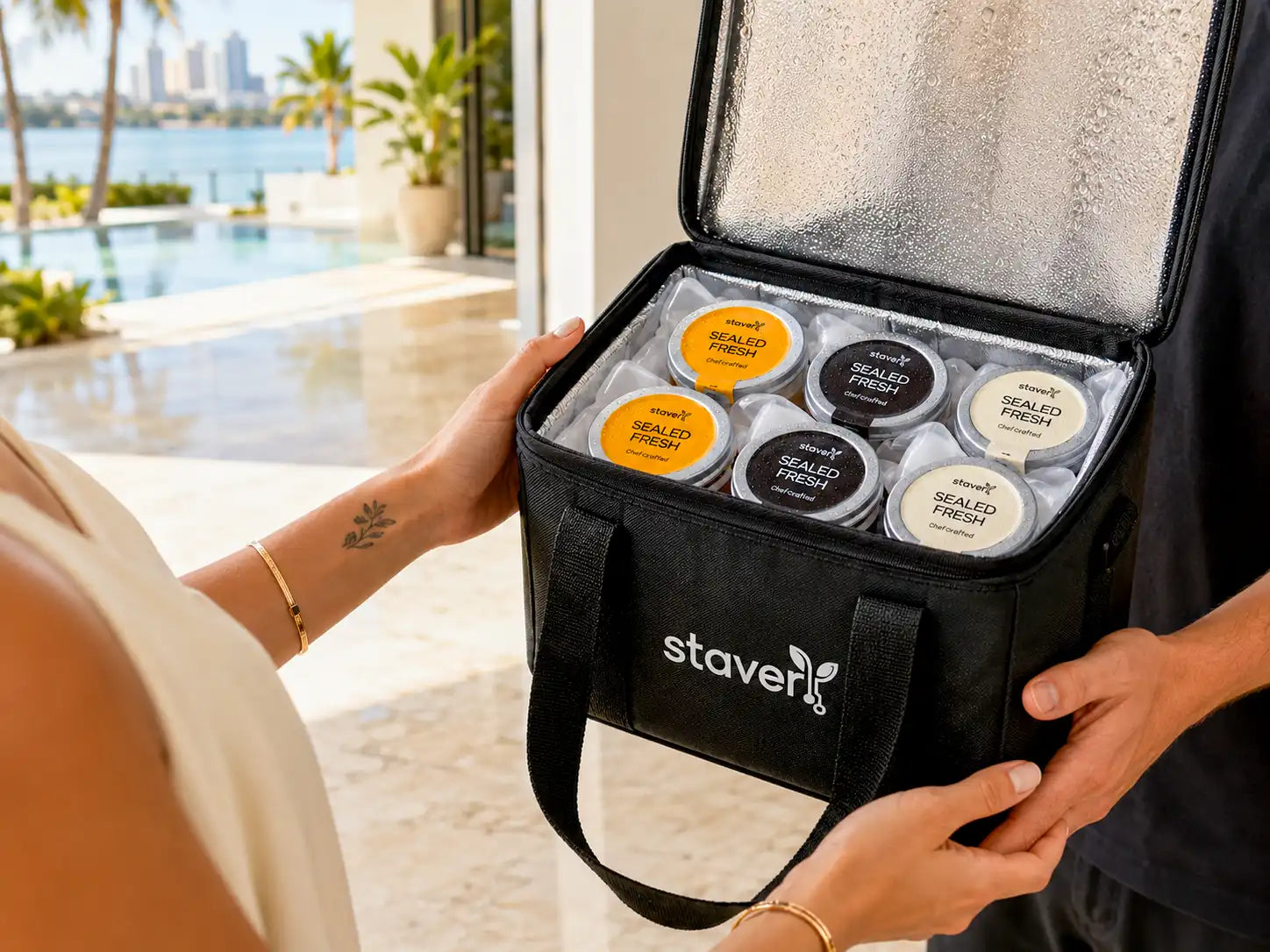 StaverY cold delivery cooler with ice packs — the cold chain that carries chef-crafted overnight oats jars across Miami-Dade